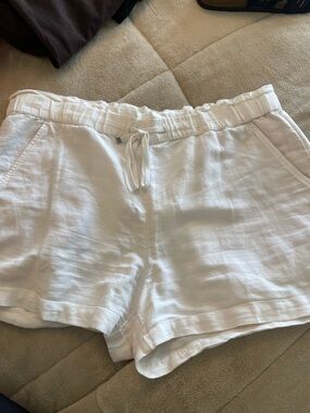 LOFT White High-Rise Drawstring Linen-Blend Shorts